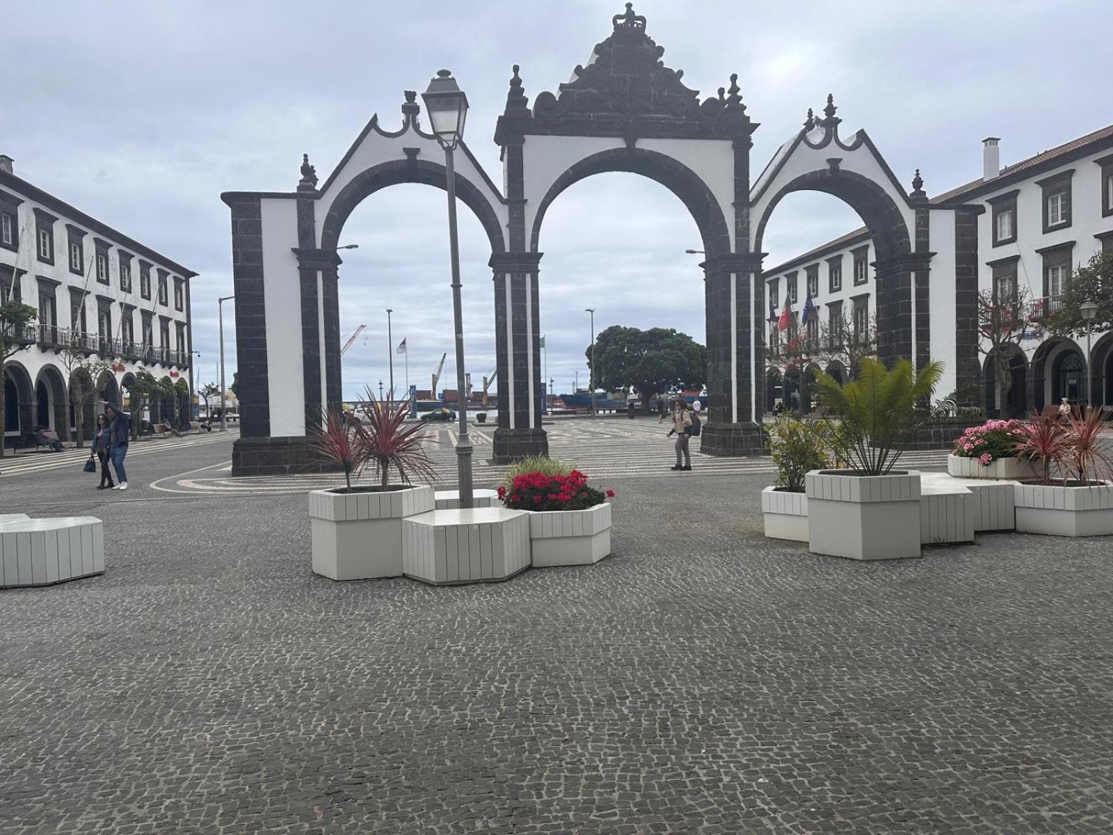 Azor International Apartment II Ponta Delgada Esterno foto