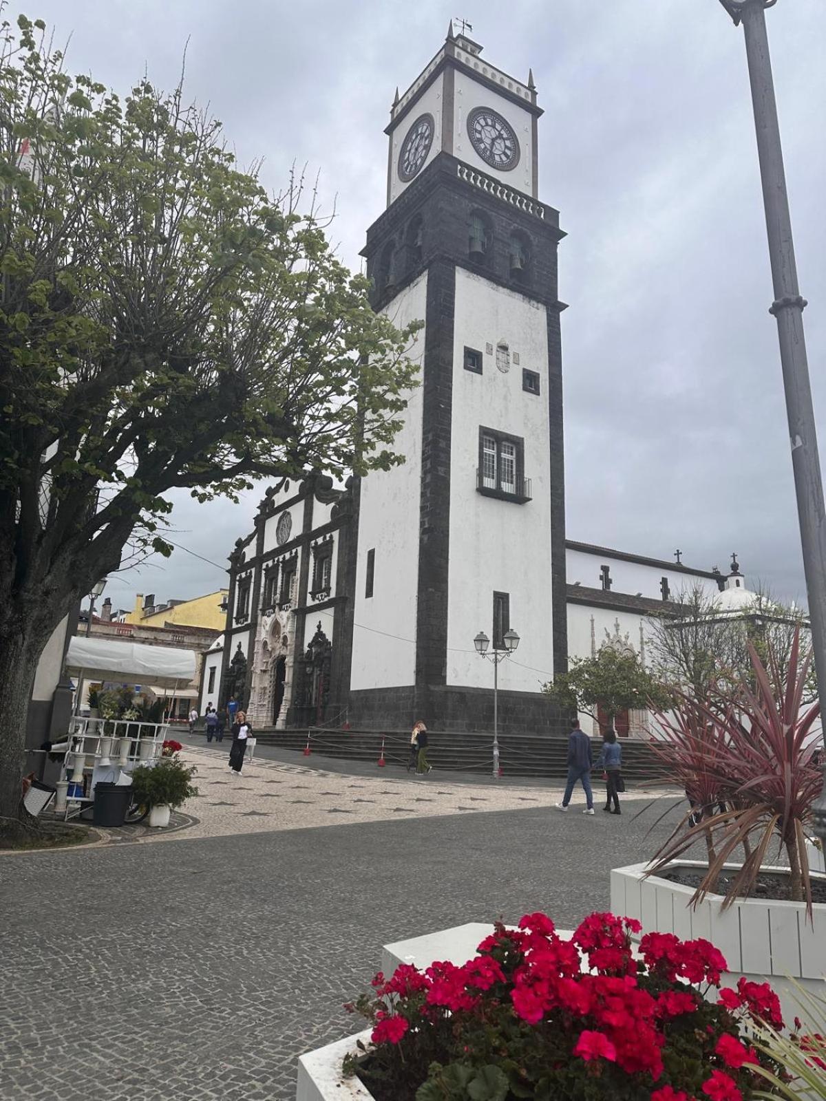 Azor International Apartment II Ponta Delgada Esterno foto